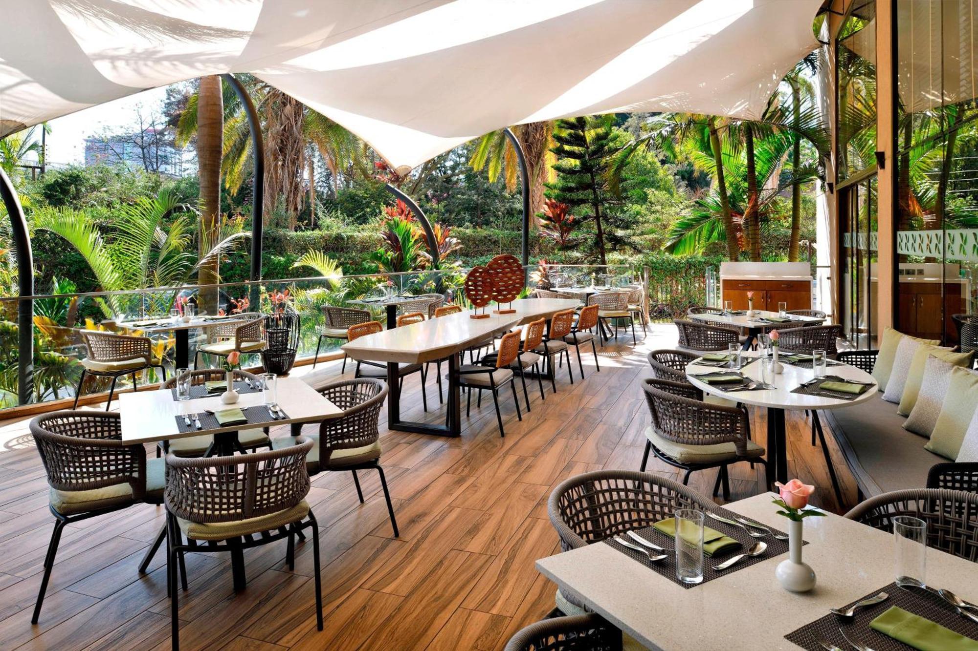 Four Points By Sheraton Nairobi Hurlingham Exterior foto